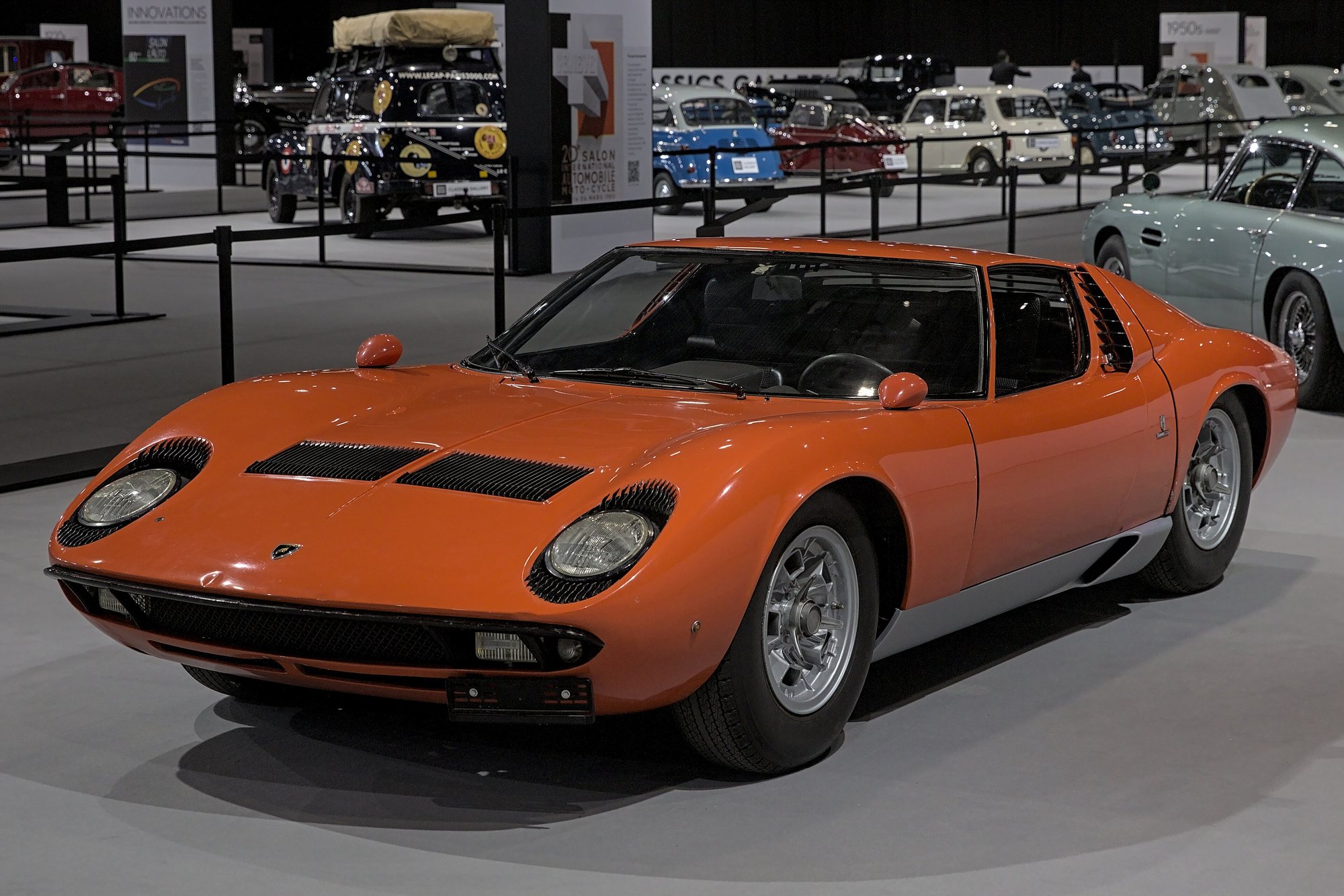 Lamborghini Miura P400 S (shown; listing is P400) — model reference photograph / 車種の参考イメージ